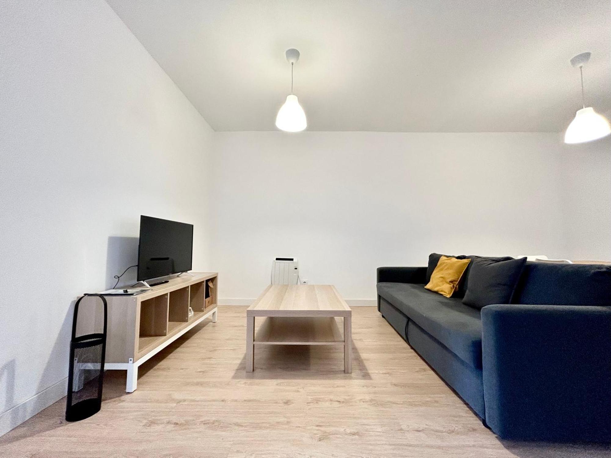 Vibes Coruna - Ferrocarril 3 Apartment A Coruna Bagian luar foto