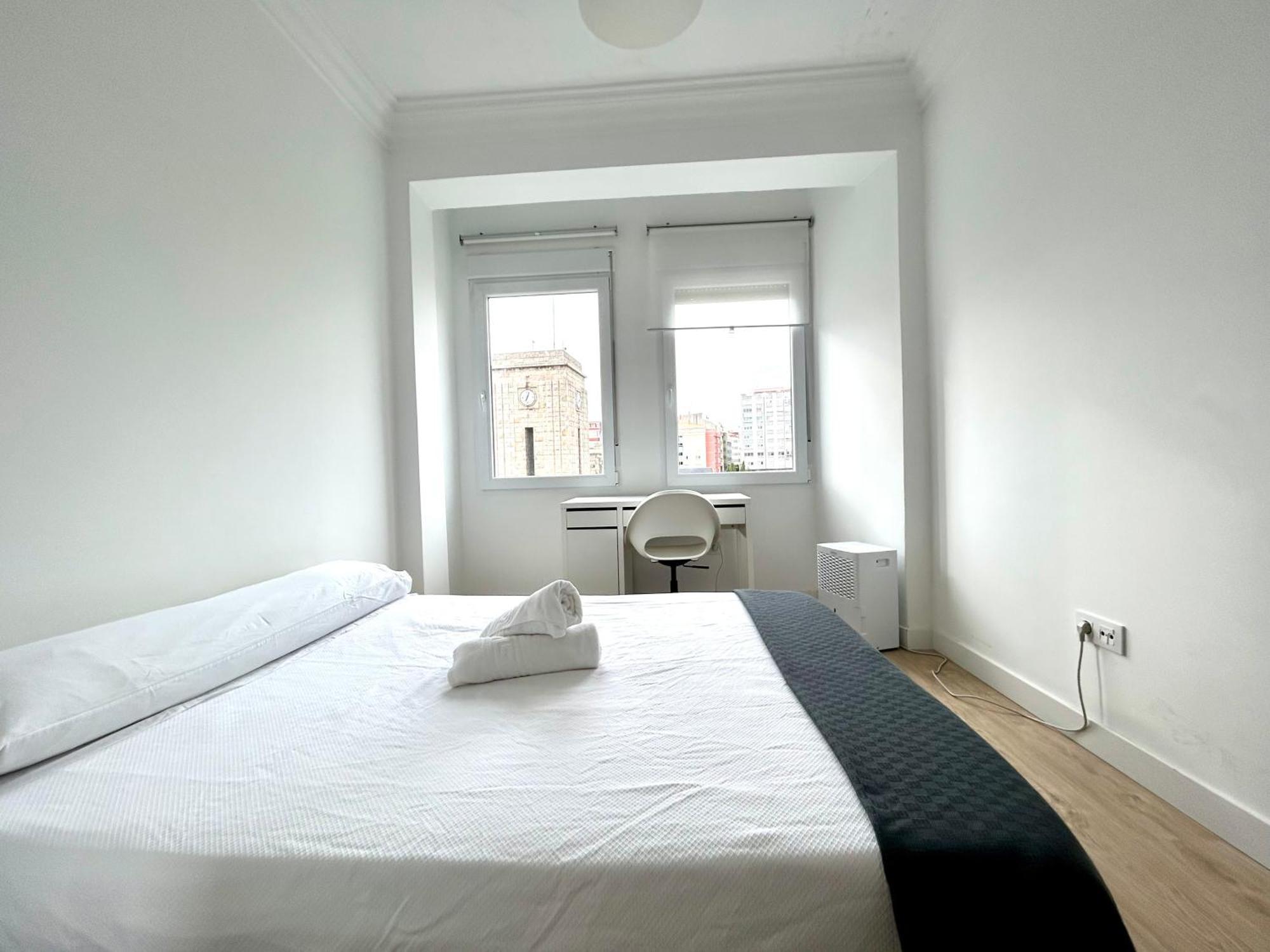 Vibes Coruna - Ferrocarril 3 Apartment A Coruna Bagian luar foto